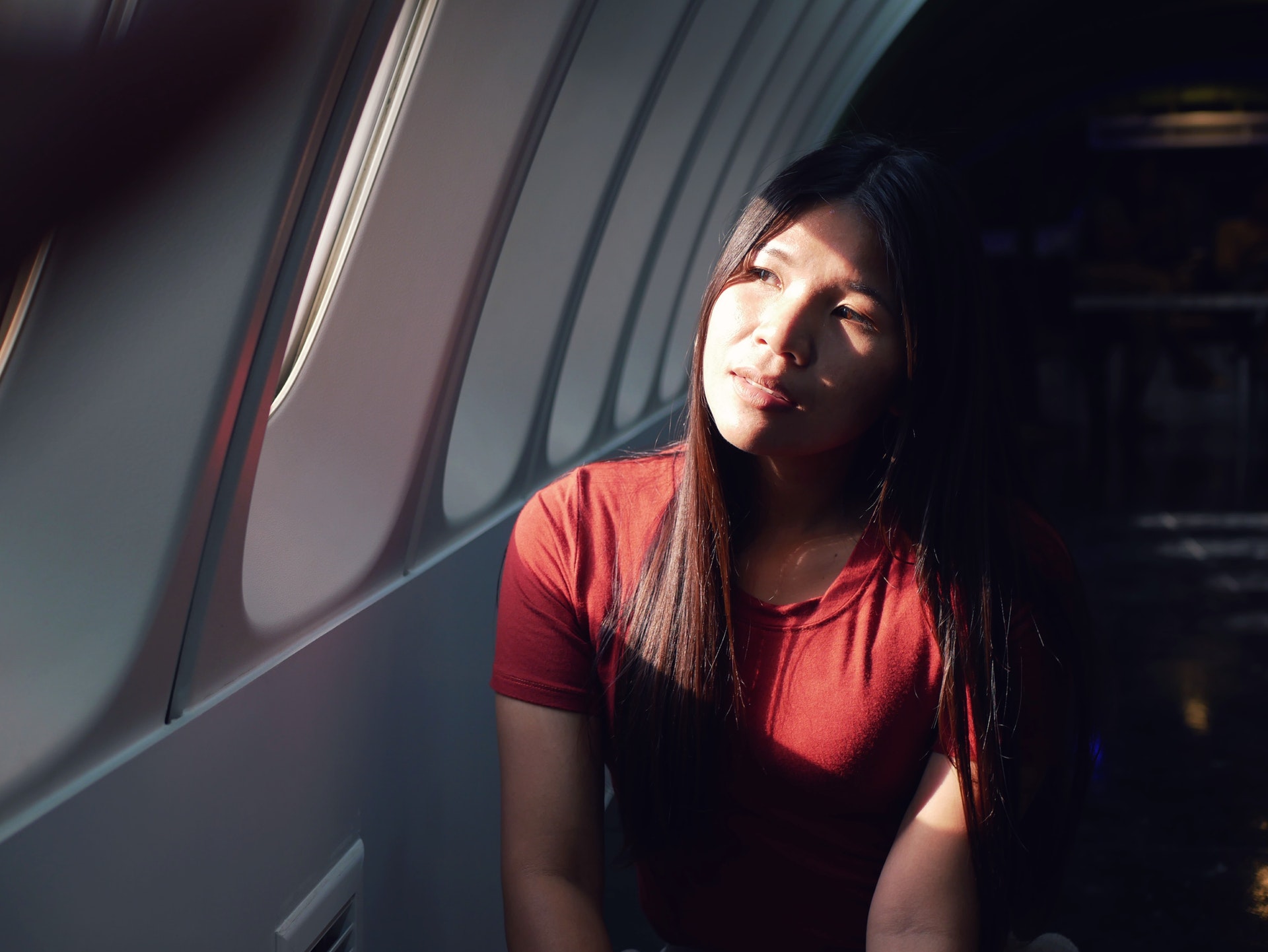 Five In-Flight Beauty Tips to Help You to Land Looking Fresh